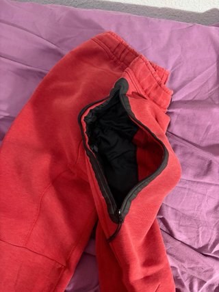 Conjunto Nike Tech Fleece Rojo