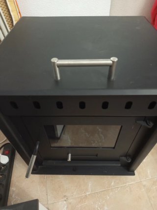 Estufa de leña Fogaris con horno