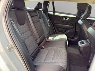 Volvo V60 2.0 B4 (D) Essential Auto