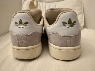 Adidas Campus Gris y Blanco