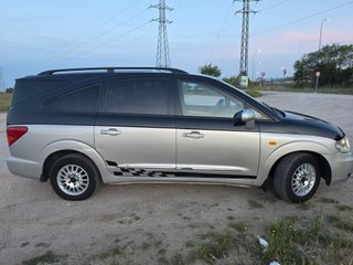 SsangYong Rodius 2009