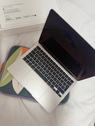 MacBook Air 13 M4 16GB RAM 256GB SSD