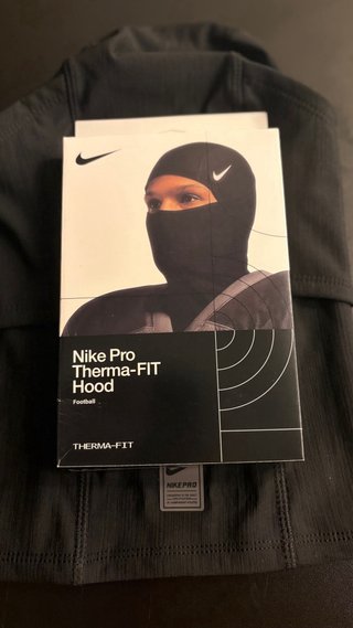 Ski mask Nike
