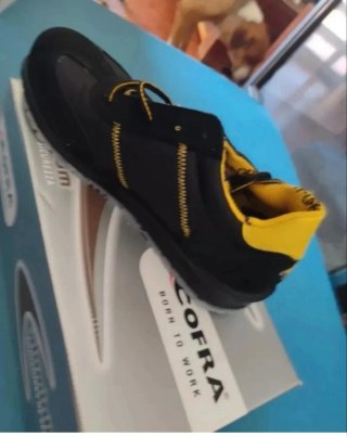 Zapatos Seguridad COFRA