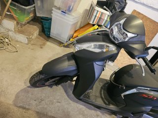 Honda SH 300 Negra Scooter 2019. 17534