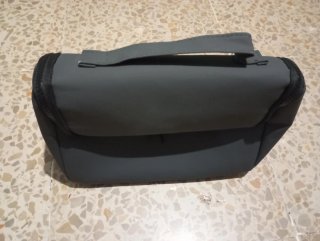 Neceser colgante gris