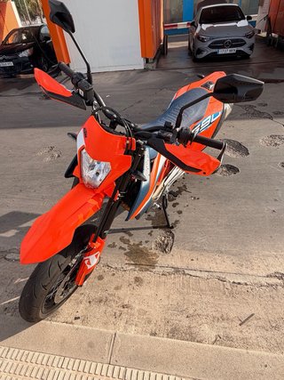 KTM 690 SMC R Supermoto Naranja/Azul