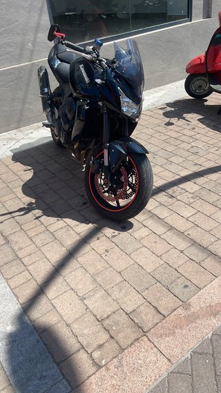 Kawasaki Z750 Naked