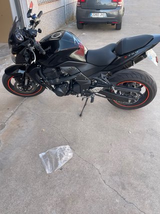 Kawasaki Z750 Naked