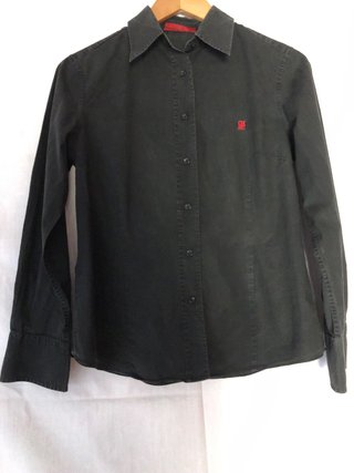 Camisa Carolina Herrera Negra y Roja