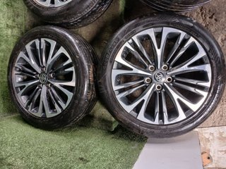 JUEGO LLANTAS Toyota Yaris Cross (2021->)