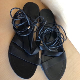 Sandalias Massimo Dutti negras
