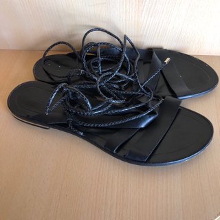 Sandalias Massimo Dutti negras
