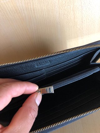 Billetera Furla Negra
