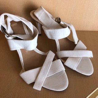 Tacones Hugo Boss Blancos