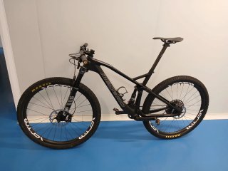 Bicicleta de Montaña megano trak 07 full carbono