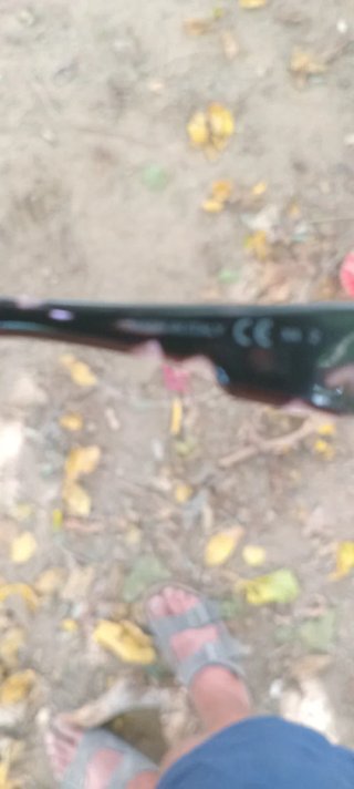 Gafas de sol negras y multicolor