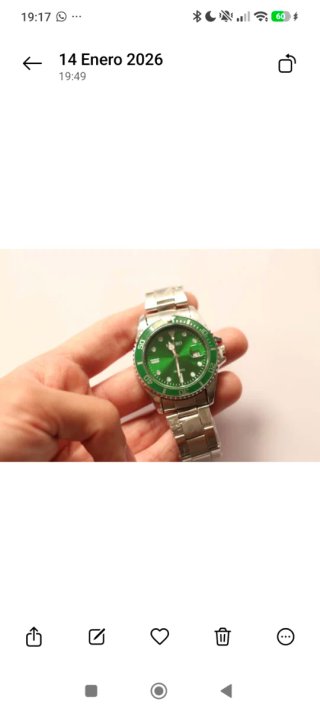 Reloj de pulsera verde