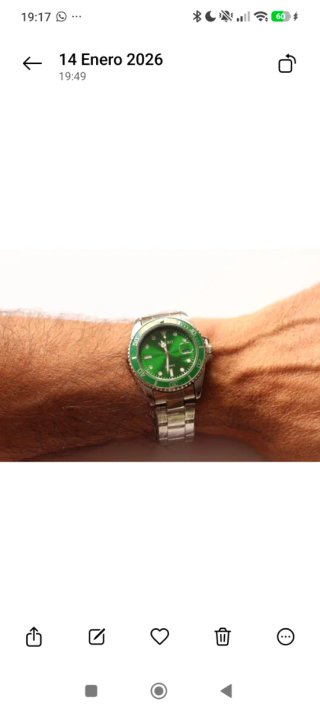 Reloj de pulsera verde