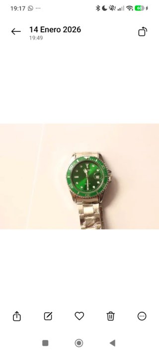 Reloj de pulsera verde