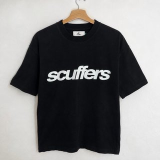 Camiseta Scuffers Negra