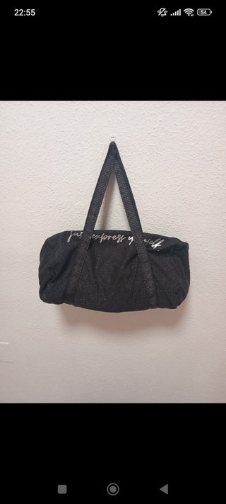 Bolso negro brillante