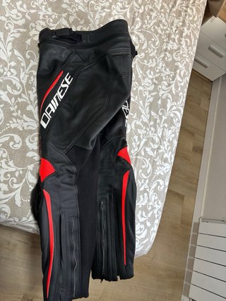 Mono Dainese Cuero 2 Piezas