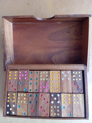 Juego de mesa de madera
