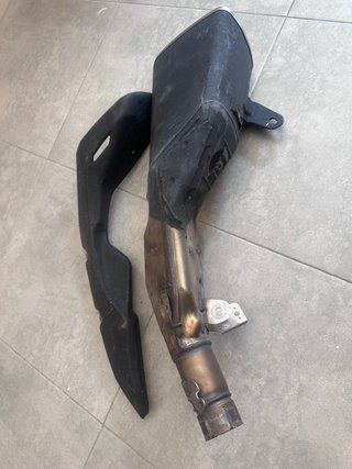 Escape original de Kawasaki Z800 2015