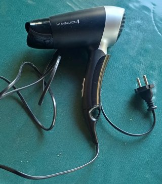 Asciugacapelli Remington nero/argento