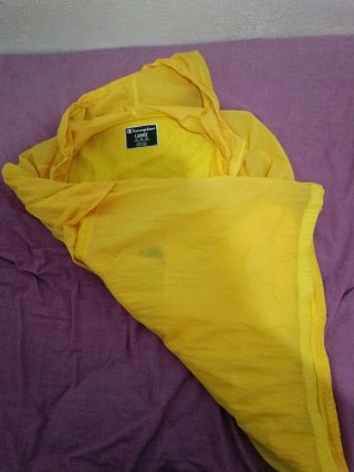 Cortavientos Champion Amarillo