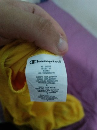 Cortavientos Champion Amarillo