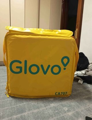 Mochila Glovo Gris y Amarilla