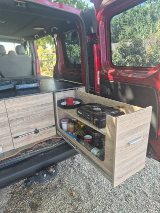 Mueble Opel Vivaro