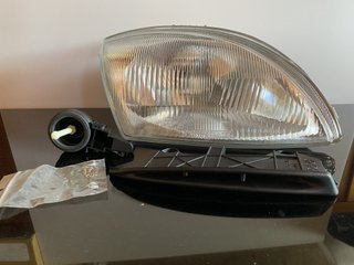 Faro DX Fiat 600 - Ottime Condizioni