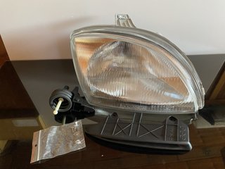 Faro DX Fiat 600 - Ottime Condizioni
