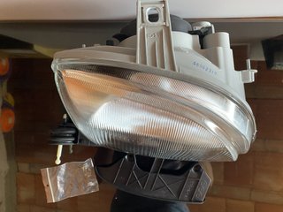 Faro DX Fiat 600 - Ottime Condizioni