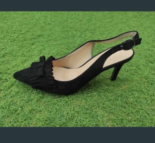 Zapatos de ante negro con volantes Uns vez usados