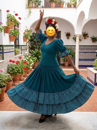 Vestido flamenca azul T42, muy fresco y vuelo