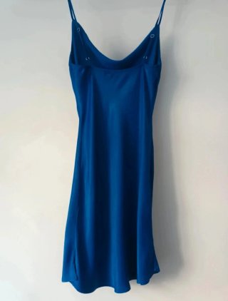 Vestido Bershka.