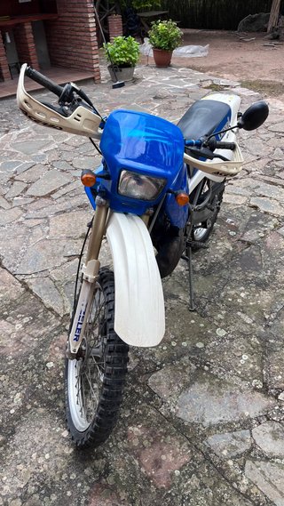 Derbi Senda R 50cc con escape Tavi Racing