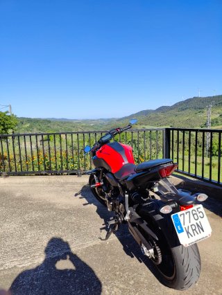 Yamaha MT-07 A2 Roja