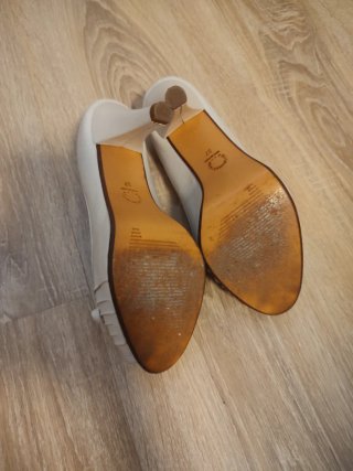 Zapatos de salón Nicolas beige