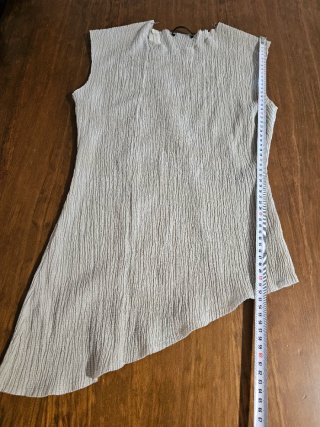 Top asimétrico Zara  nuevo.