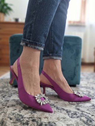 Zapatos de fiesta buganvilla con joya T42