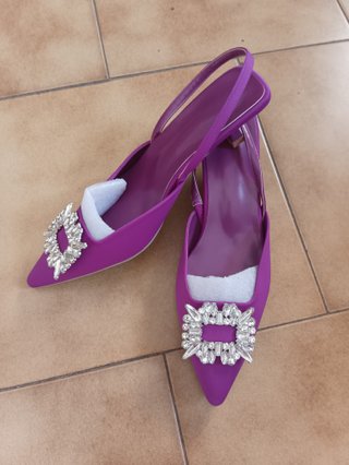 Zapatos de fiesta buganvilla con joya T42