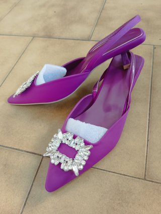 Zapatos de fiesta buganvilla con joya T42