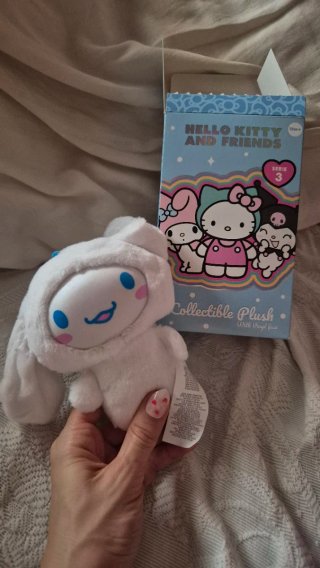 Peluche Cinnamoroll con viso in vinile