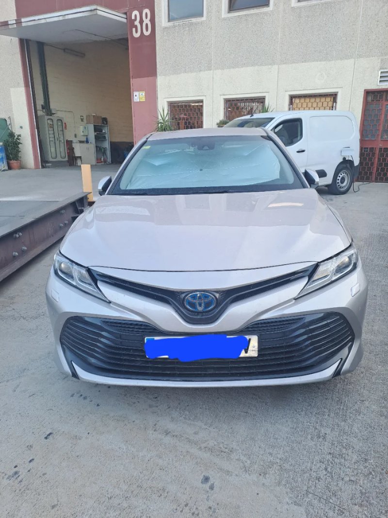 Toyota Camry 2019 - foto 1