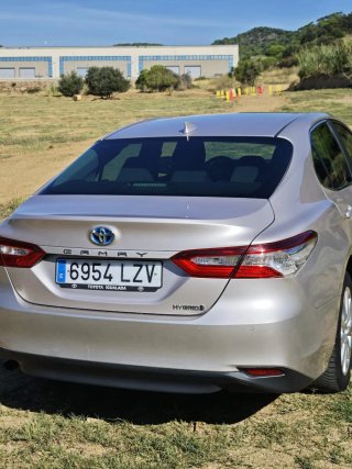 Toyota Camry 2019